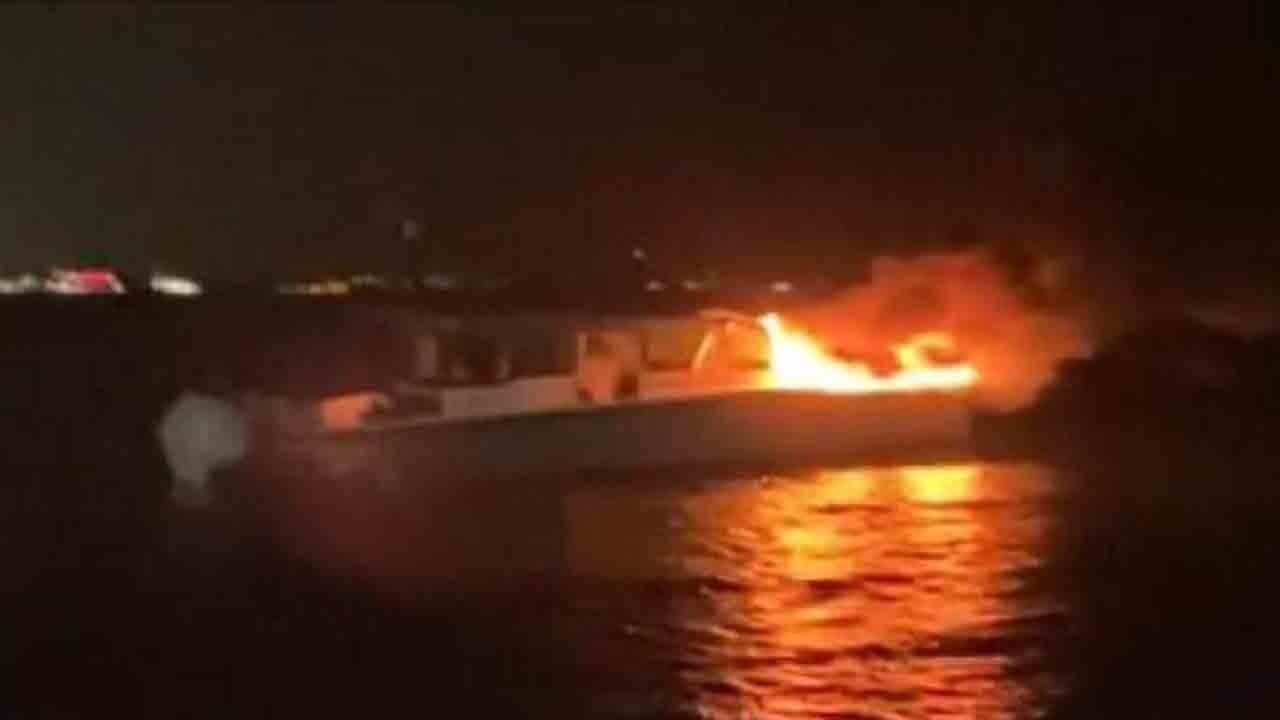 Yanan teknedeki 4 vatandaş kurtarıldı!