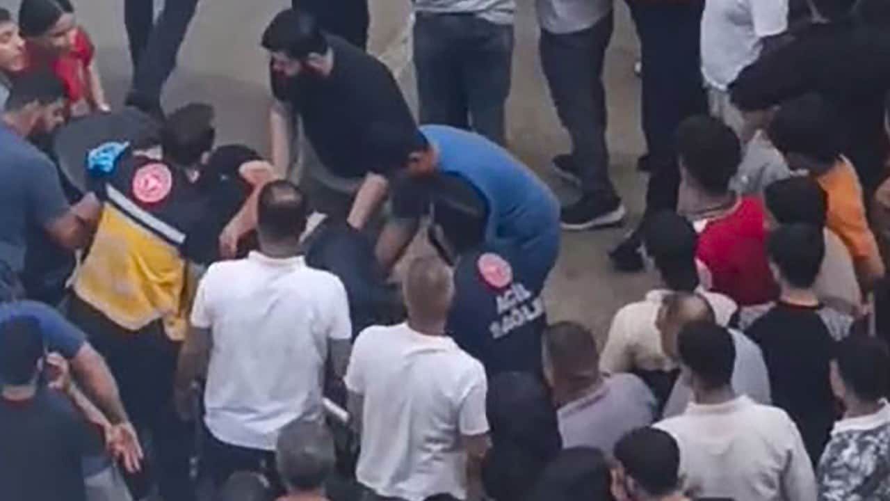 1 kişi öldü, 1 kişi yaralandı! Sokak ortasında infaz gibi saldırı