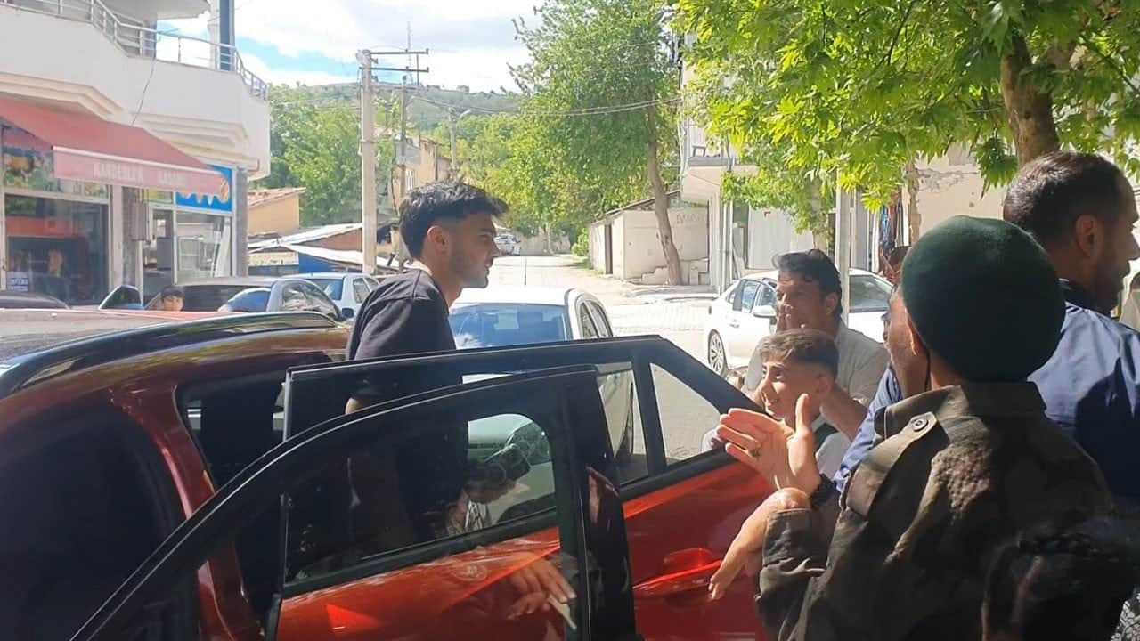 163 kilometre hızla radara girdi! Beşiktaşlı futbolcunun ehliyetine el konuldu