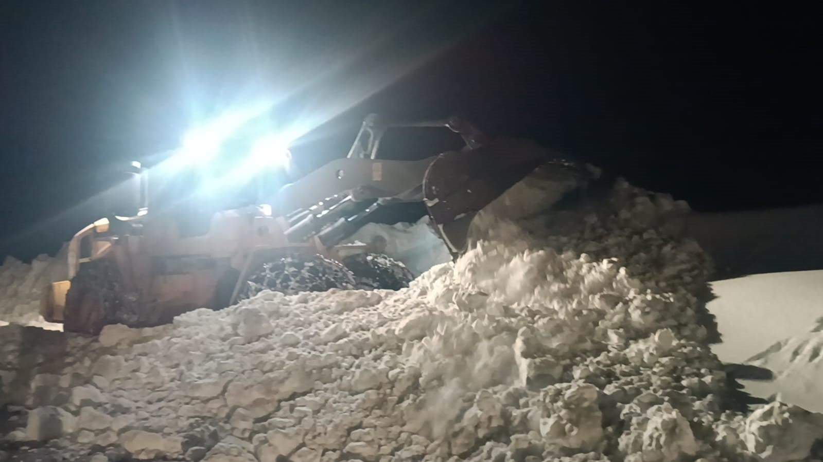 2 bin 800 rakımlı zirvede ulaşım seferberliği!