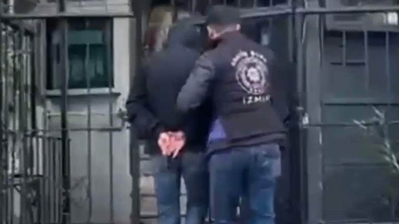 23 yılla aranıyordu... Enselendi!