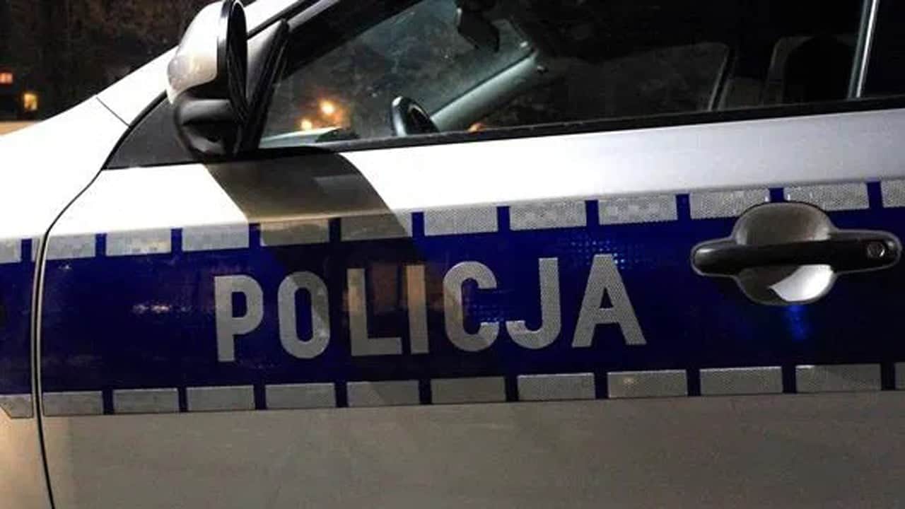 27 yıl boyunca odaya hapsedildi! 15 yaşında kapandı, 42’sinde bulundu!