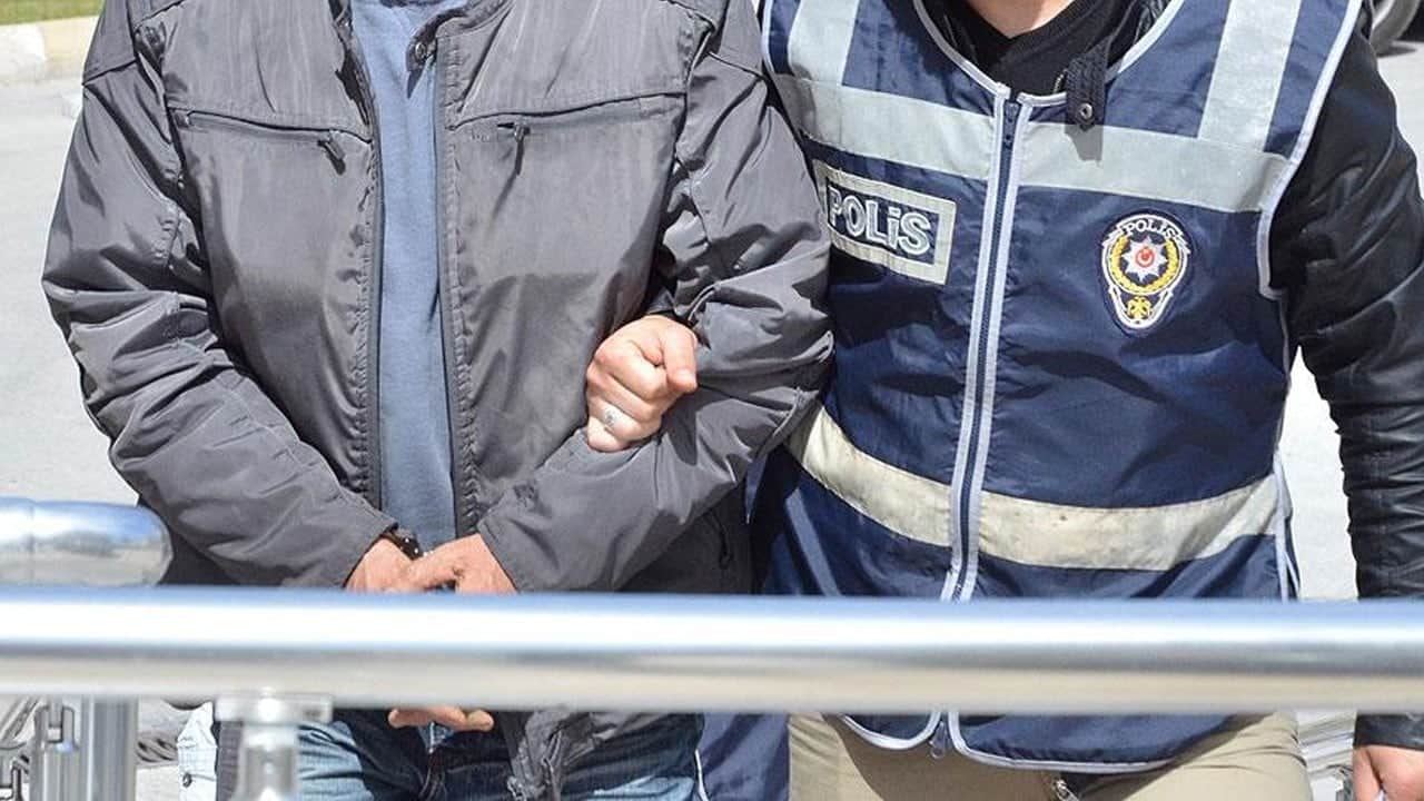 32 ildeki FETÖ operasyonlarında 92 şahıs paketlendi