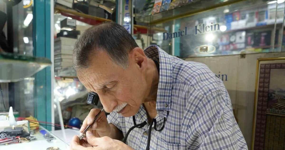56 yıllık saat ustası Servet Özkörükçü: "Bir tane çırak bulamıyoruz"