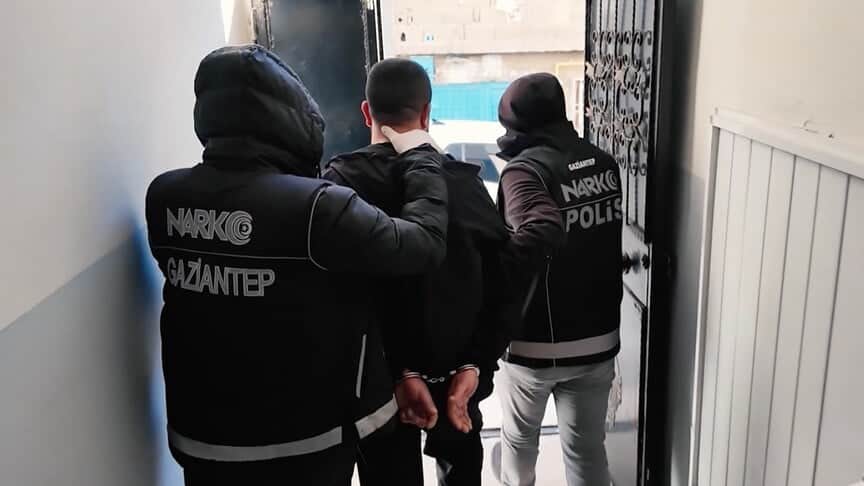 7 ilde suç örgütü ve uyuşturucu operasyonu: Gözaltılar var