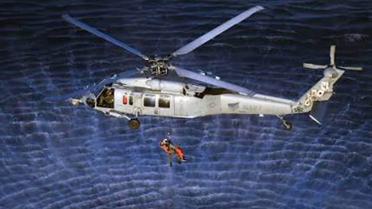 ABD helikopteri Umman'da denize düştü: 1 asker kayıp
