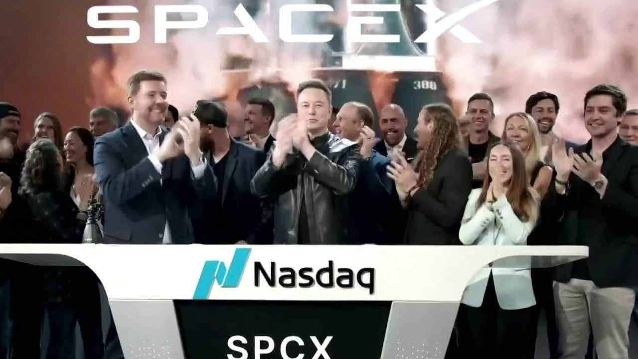 ABD’de SpaceX çılgınlığı: Daha ilk dakikada 2 trilyon doları aştı