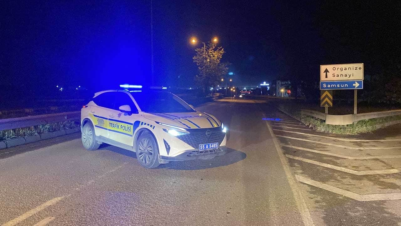 Açılan ateş kimyasal sızıntıya sebep oldu! Çok sayıda polis yaralandı