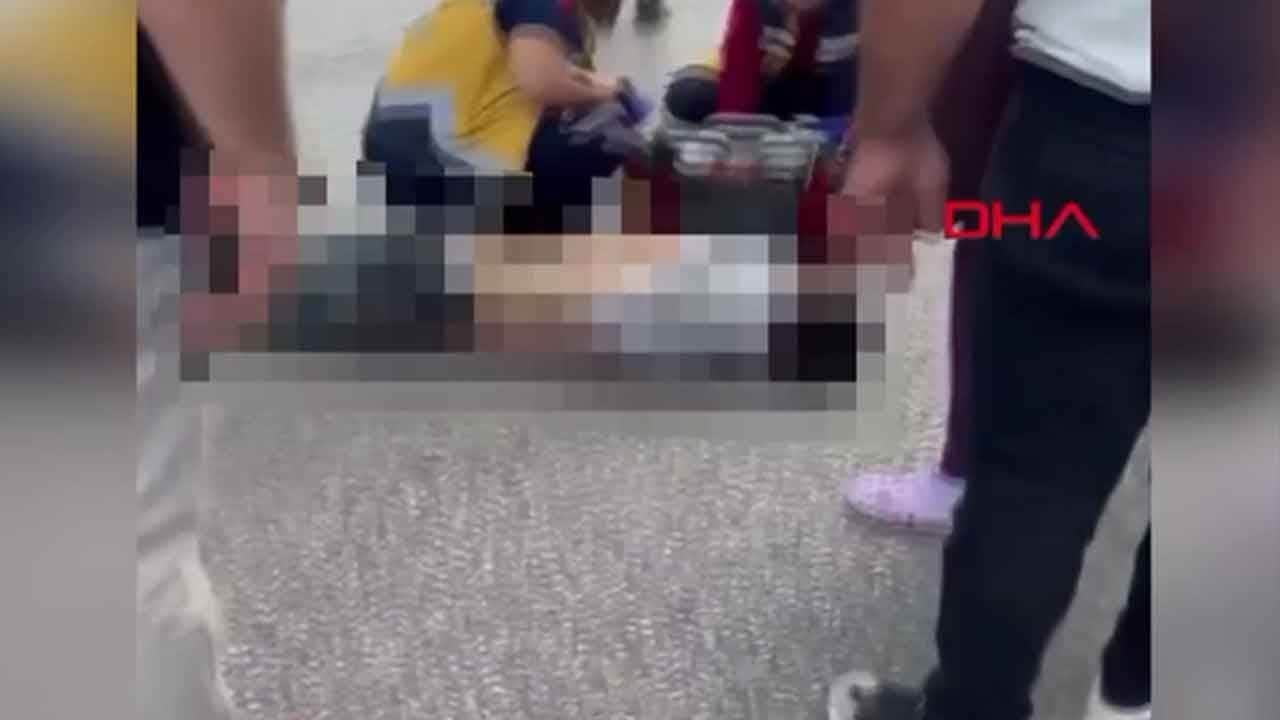 Adana’da feci can kaybı! Üst geçitten yola düşen genç minibüsün altında kalarak hayatını kaybetti!