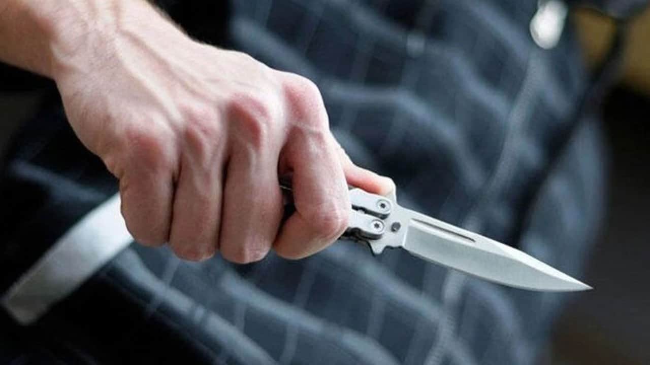 Adana'da korku dolu anlar! 2 çocuğunun annesini çekiçle dövdü ardından boğazını kesti