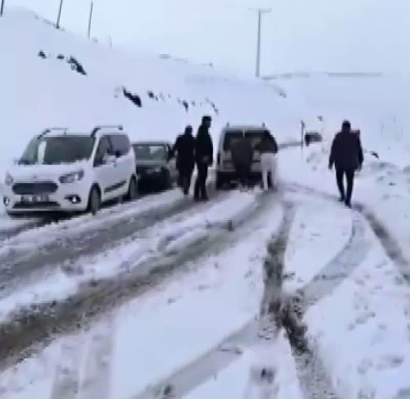 Adıyaman’ın yüksek kesimlerinde kar yağışı