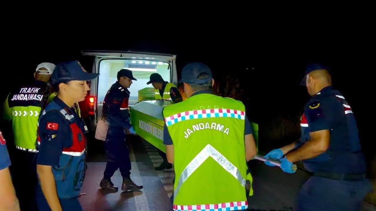 Afyonkarahisar’da otomobilin çarptığı yaya hayatını kaybetti