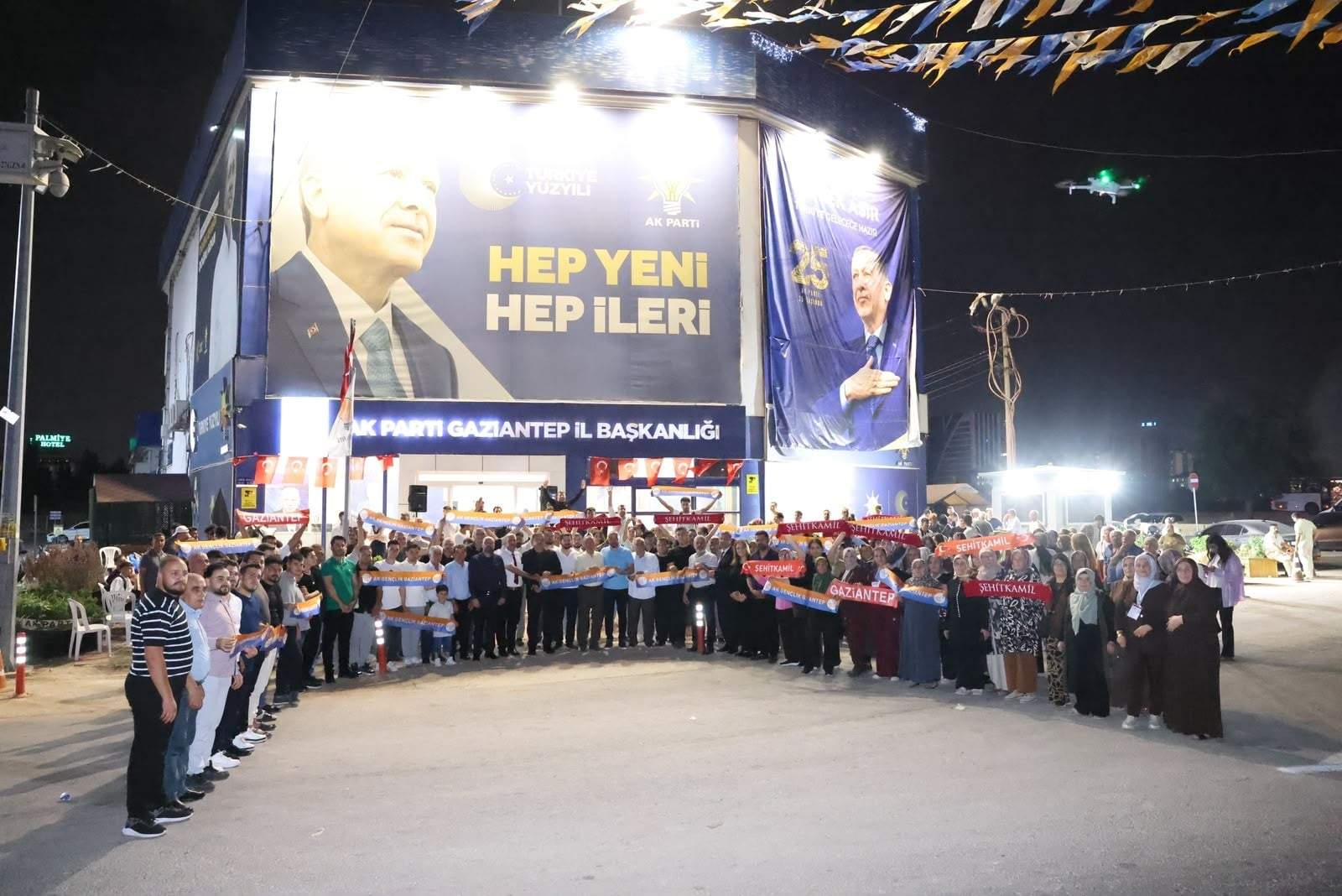 AK Parti Gaziantep Teşkilatlarından Malazgirt'e büyük çıkarma