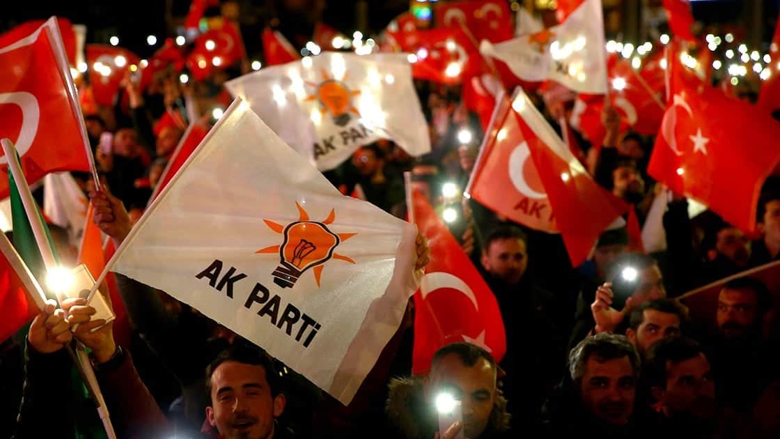 AK Parti'nin 11 aylık yeni üye sayısı belli oldu