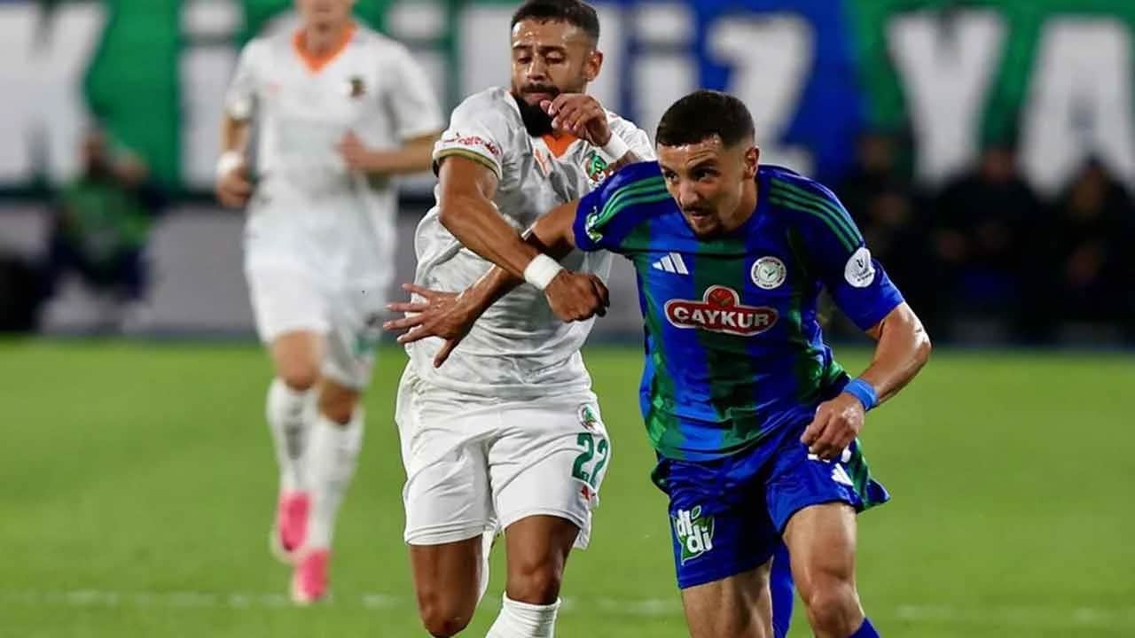 Alanyaspor zorlu Karadeniz deplasmanında güldü! Rizespor kendi kalesine attığı golle yıkıldı!