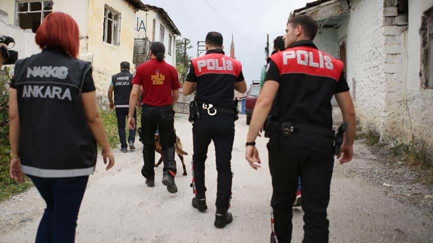 Ankara'da 891 şüpheli yakalandı