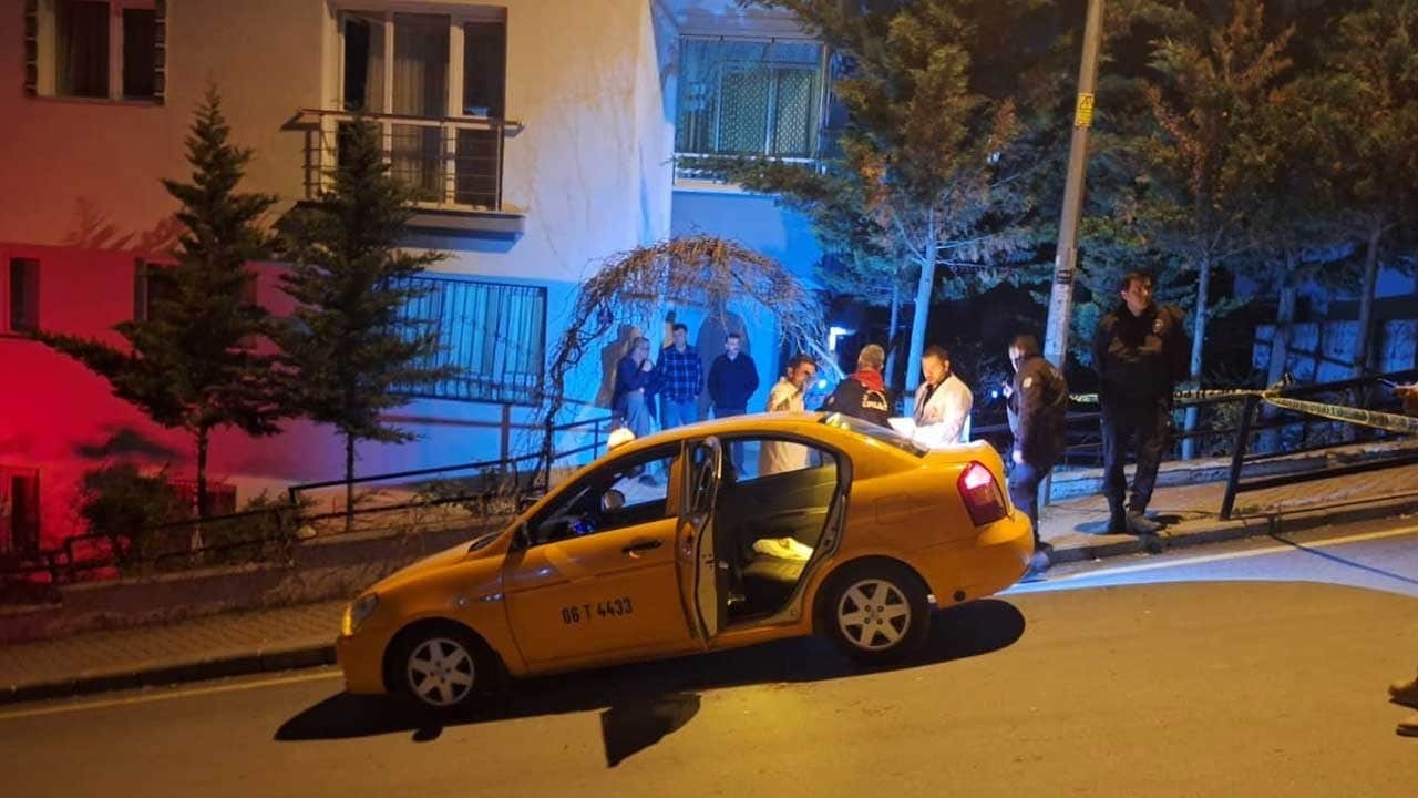 Ankara’da takside dehşet! Arkadaşını tabancayla vurdu