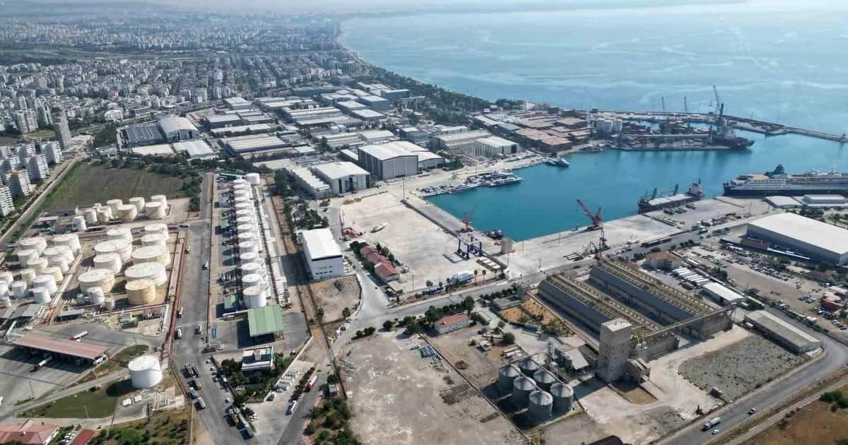 Antalya Serbest Bölgesi'nde ticaret hacmi yüzde 4,3 artışla 845 milyon dolara ulaştı