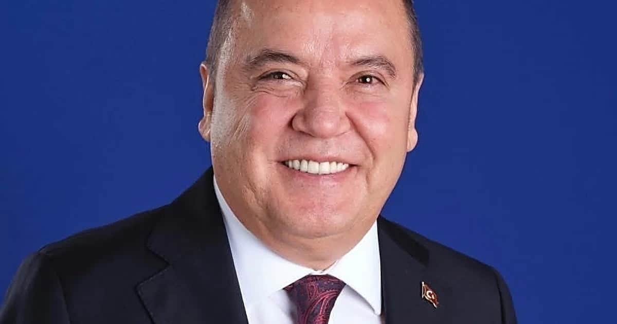 Antalya yolsuzluk davasında karar: Böcek baba-oğul için tutukluluk devam etti