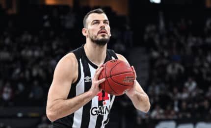 Ante Zizic ameliyat edildi