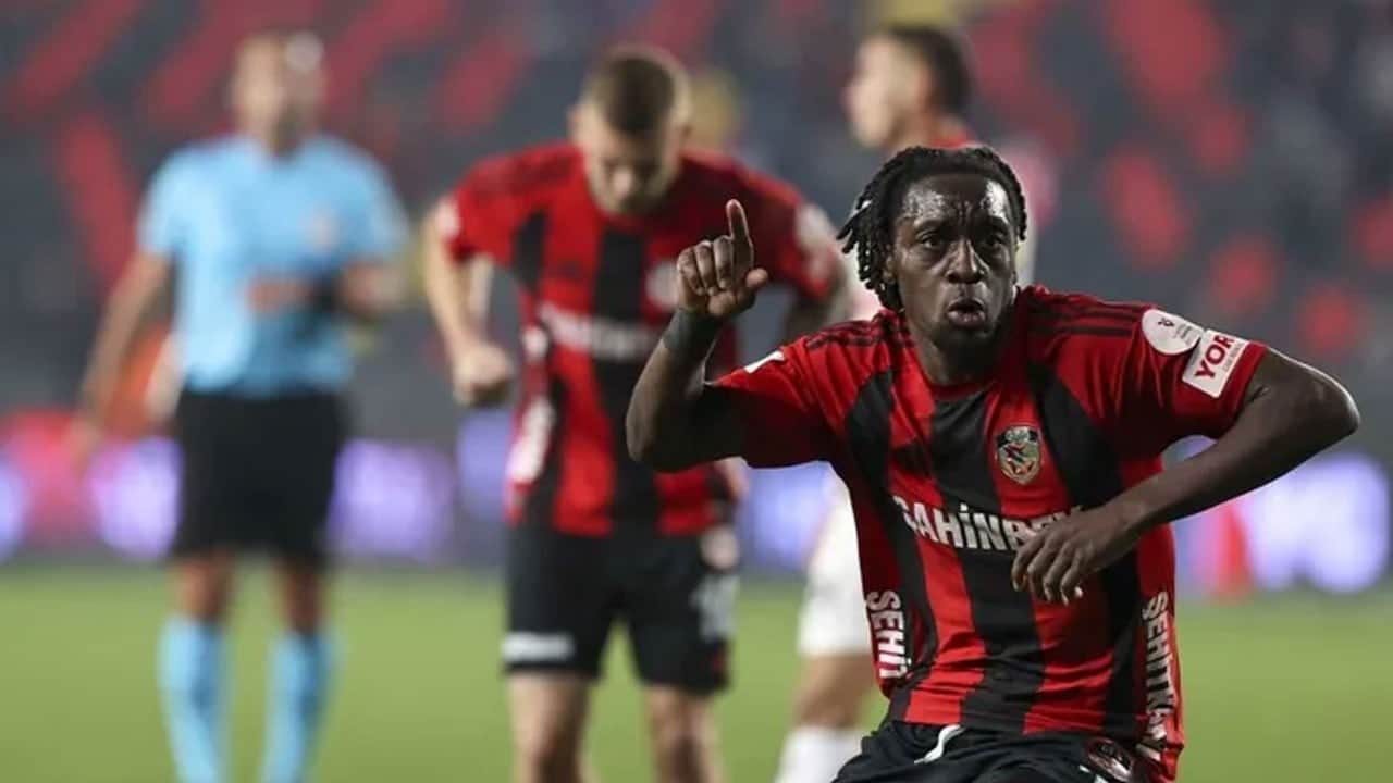 Apar topar ülkeden kaçmıştı! Gaziantep FK'dan Lungoyi kararı