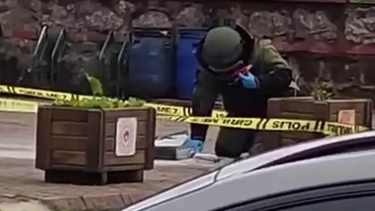 Apartman sakinlerinin bomba ihbarı şehri ayağa kaldırdı! Patlatılan çantadan çıkanlar polisleri de şaşırttı