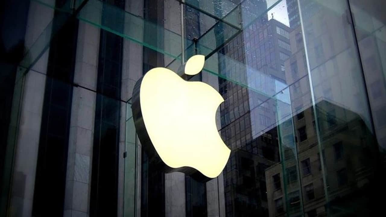 Apple’a yapay zekâ darbesi!