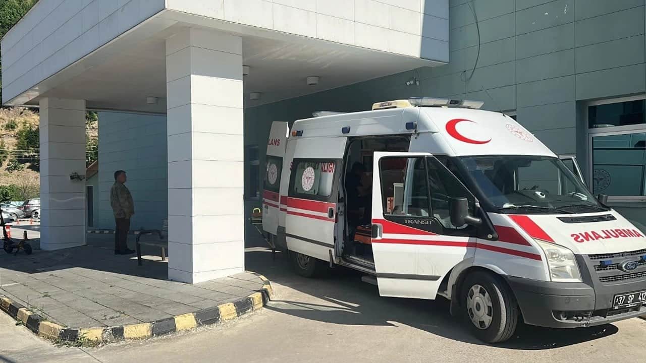Arkadaşlarıyla gezmeye giden emekli savcı boğularak öldü