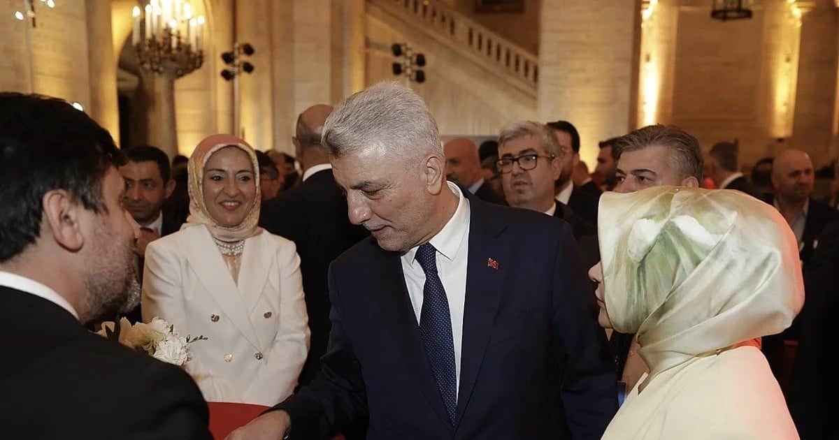 Bakan Bolat: ABD ile ticarette "43 milyar dolar bandına ulaşacak potansiyeli görüyoruz"