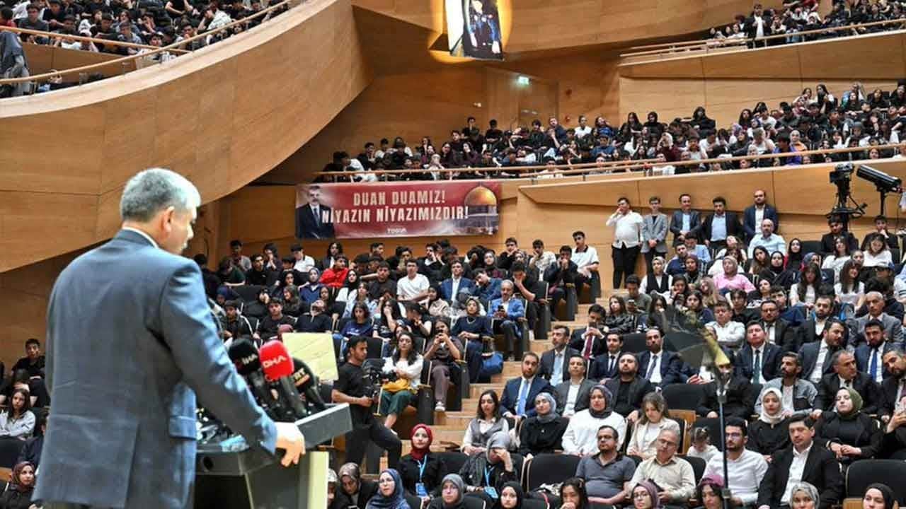 Bakan Çiftçi'nin Küdüs duasına anlamlı destek