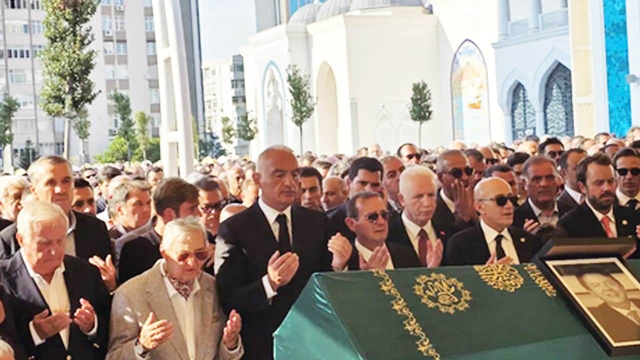 Bakan Ersoy, Birol Altınkılıç’ın Cenaze Törenine Katıldı