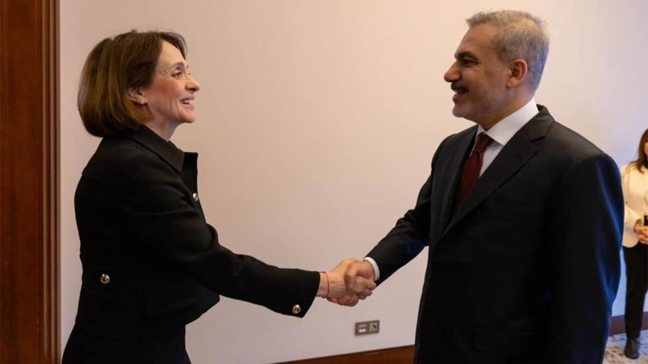 Bakan Hakan Fidan, Bulgar mevkidaşı Neynski ile bir araya geldi