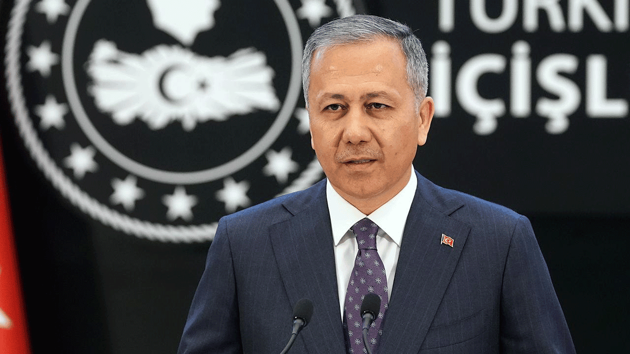 Bakan ilk kez açıklıyorum dedi: Trafik kurallarında yeni dönem!
