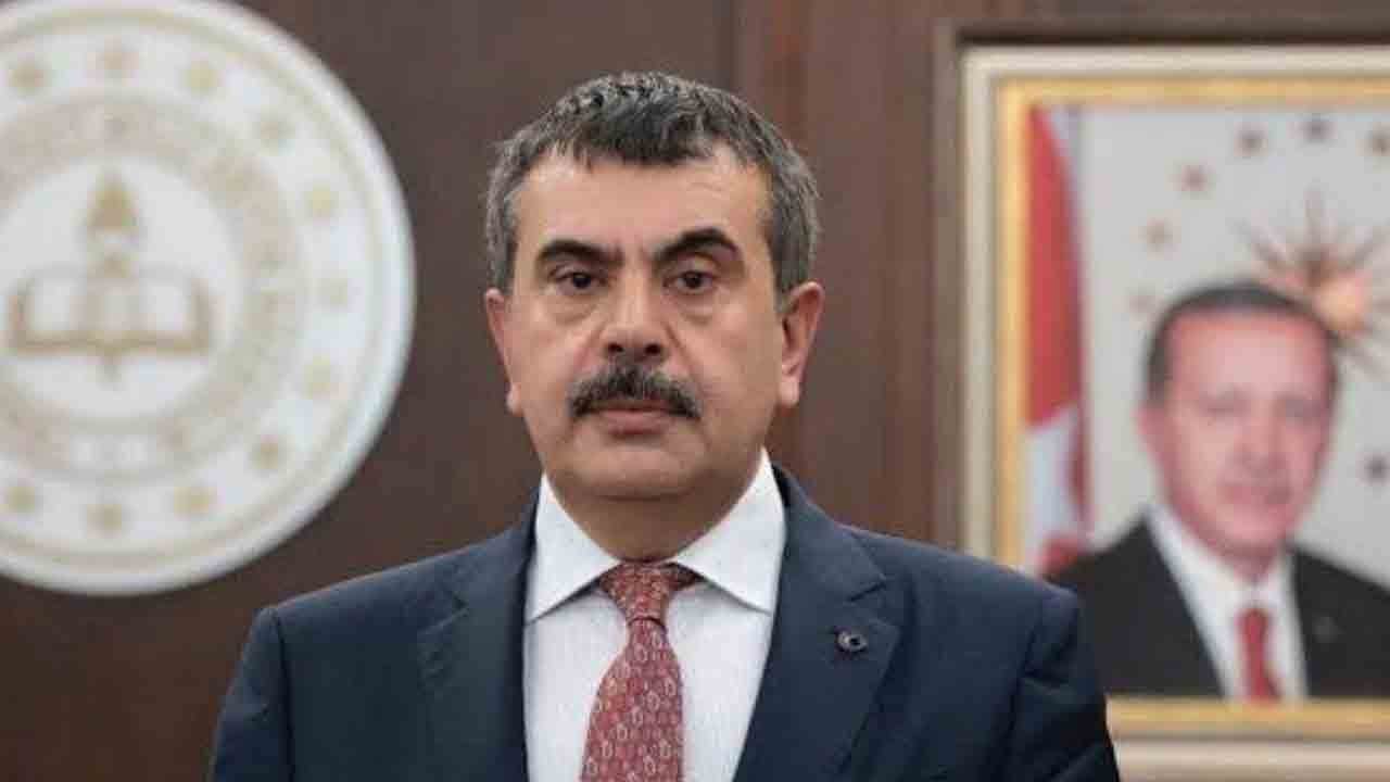 Bakan Tekin'den yarıyıl tatili mesajı: Tatil ekranlardan uzak, hayata daha yakın geçmeli