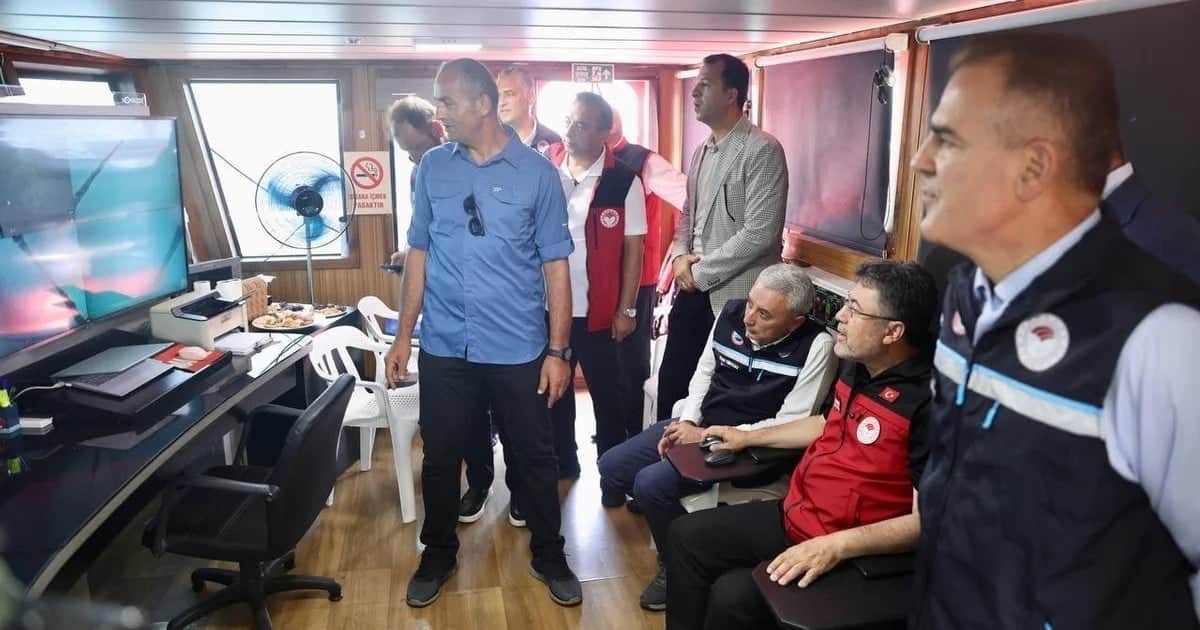 Bakan Yumaklı Güllük'te açıkladı: Su ürünlerinde 2028 hedefi 3 milyar dolar ihracat