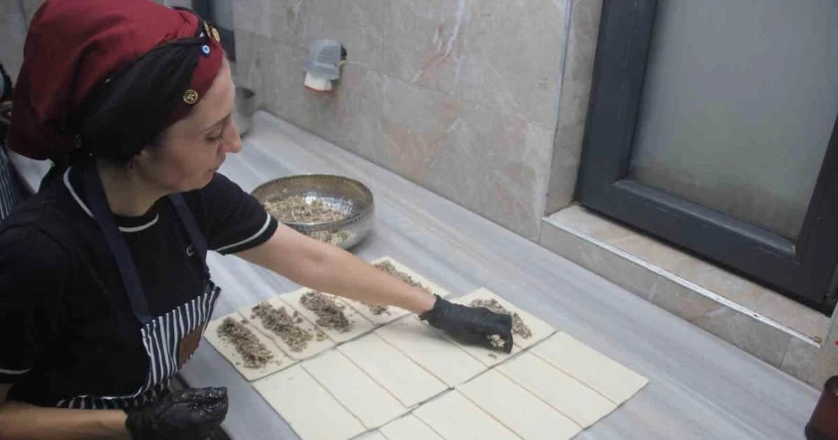 "Balık ekmek oluyor da balık simit neden olmasın": Ordu'da hamsili simit fırından çıktı