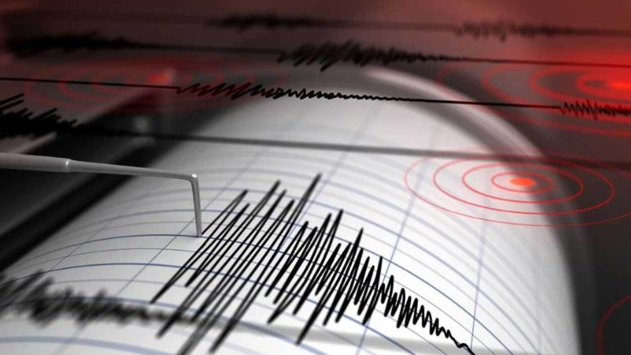 Balıkesir Sındırgı'da 4.4 deprem