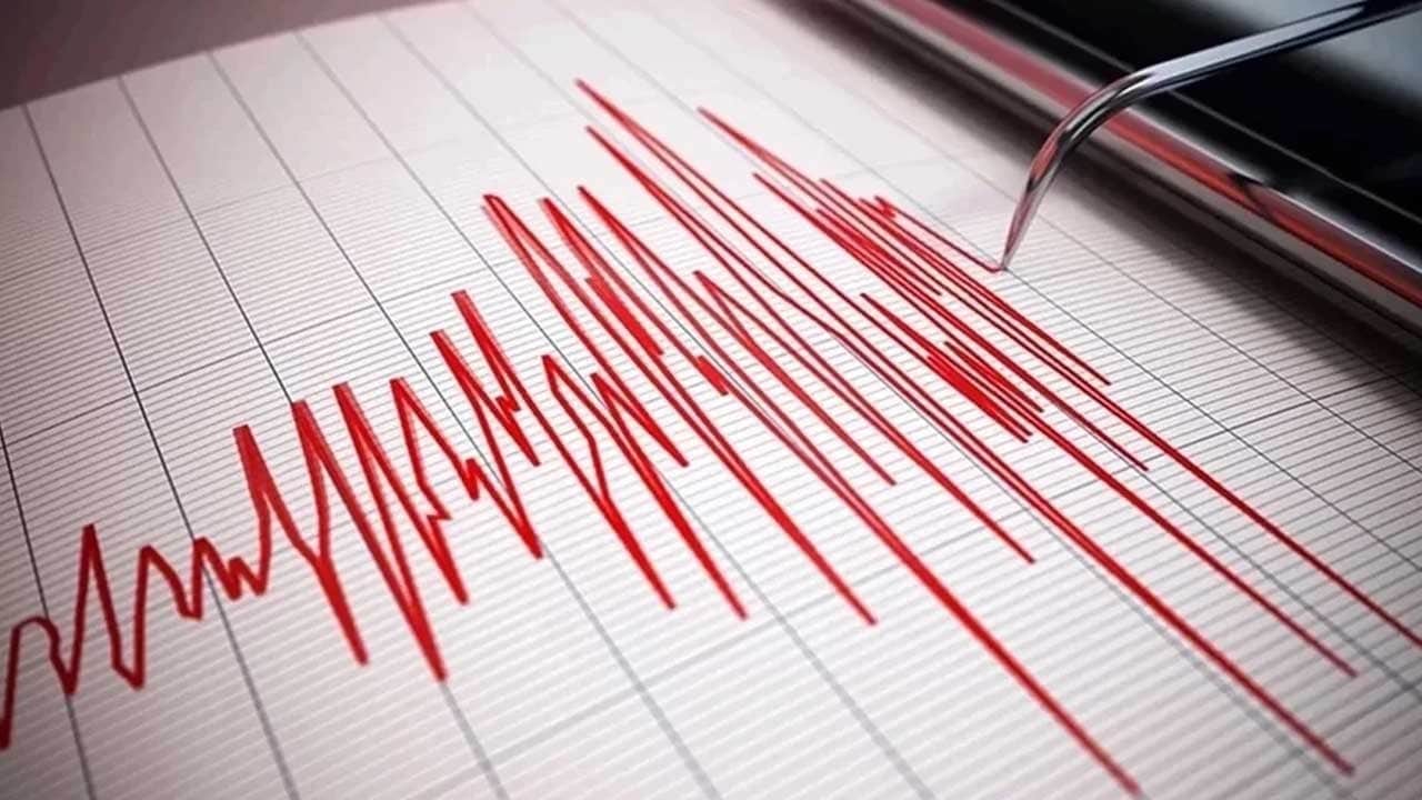 Balıkesir'de 4 büyüklüğünde deprem