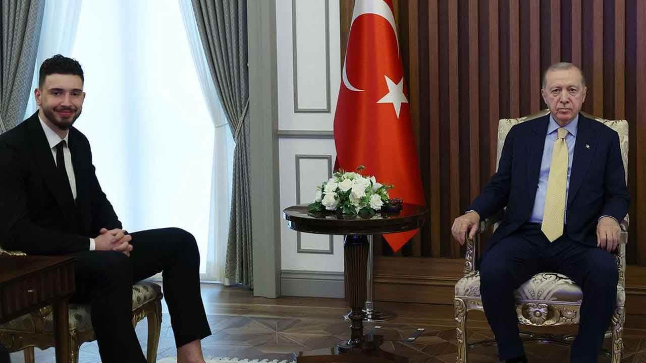 Başkan Erdoğan, Alperen Şengün'ü kabul etti