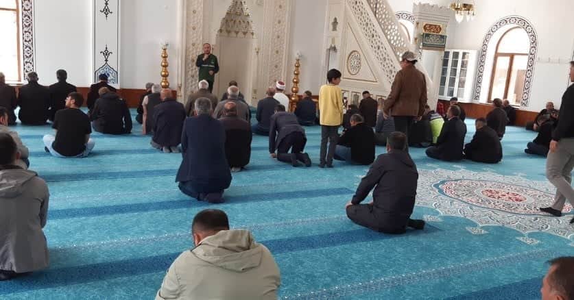 Bayburt'ta Yeşilay ve Müftülükten cami cemaatine bağımlılıkla mücadele eğitimi