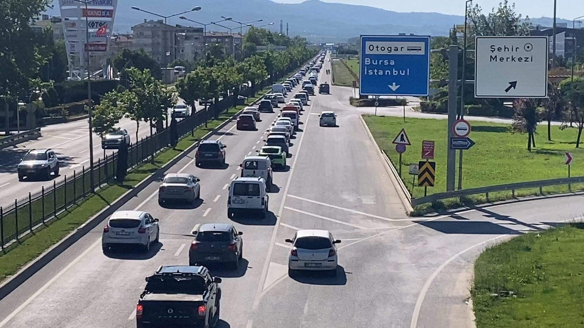 Bayram dönüş trafiği İnegöl'de yoğunlaştı