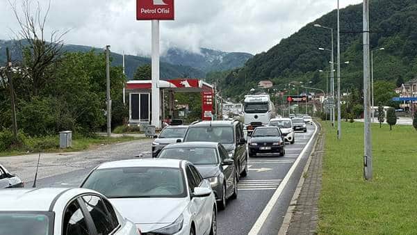Bayram tatilinden dönüş yoğunluğu başladı