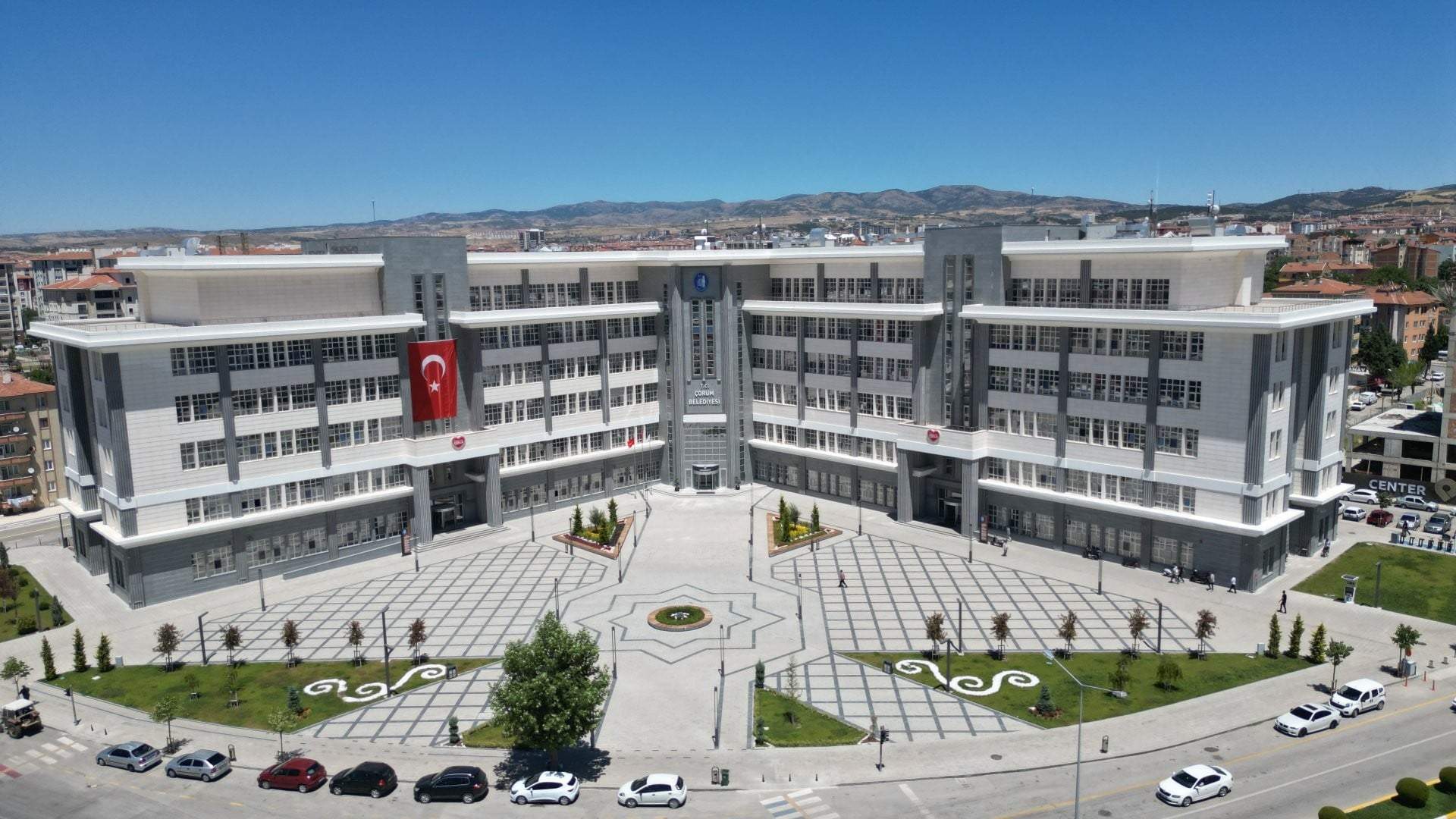 Belediyeden Üniversite Öğrencilerine 10 Bin TL’lik Destek "İlk Harçlık Bizden" Projesiyle Toplam 960 Bin TL Ödeme Gerçekleştirildi