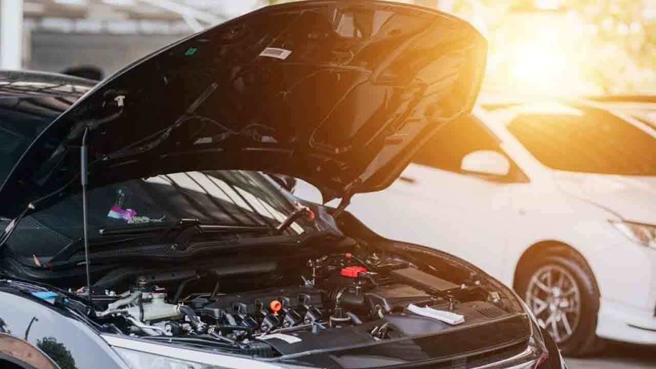 Benzin ve dizel aynı motorda buluştu: İki yakıtlı motor verimlilik rekoru kırdı