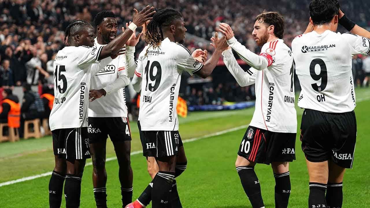 Beşiktaş finale bir adım uzaklıkta! Kara Kartal kupa yolunda Konyaspor engelini aşmak için sahaya çıkıyor!
