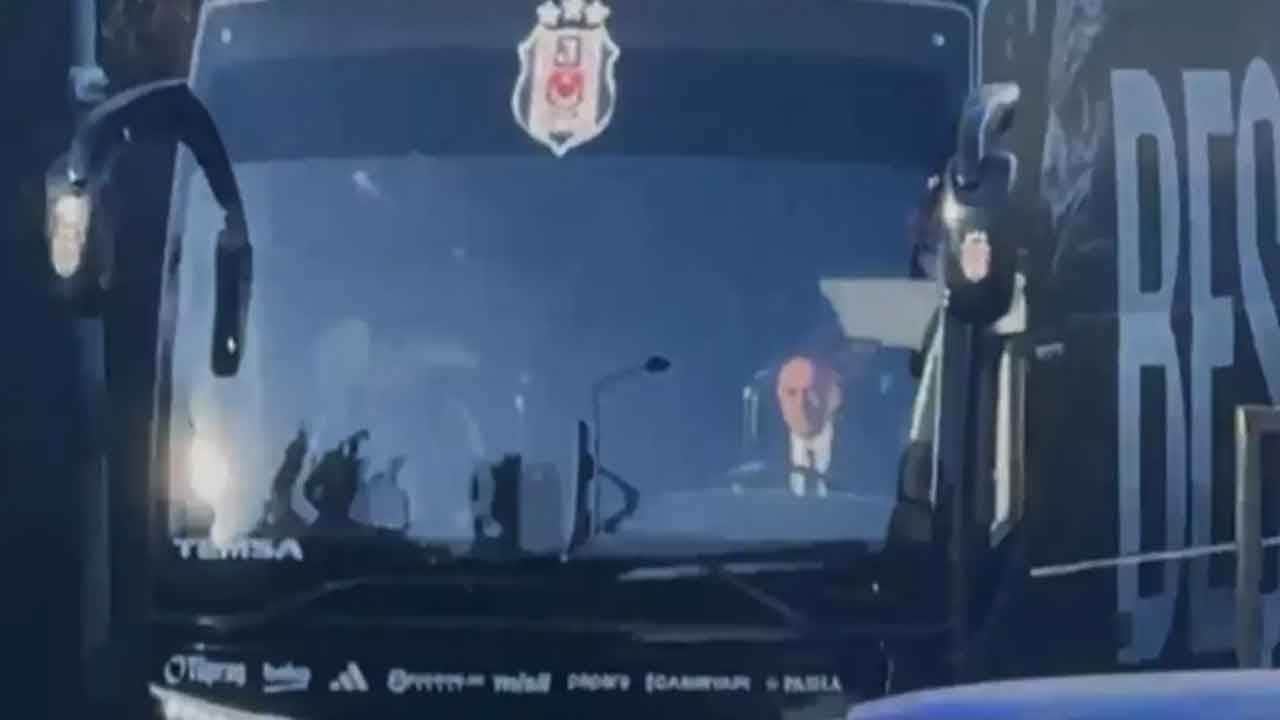 Beşiktaş, Galatasaray maçı için tesislerden ayrıldı