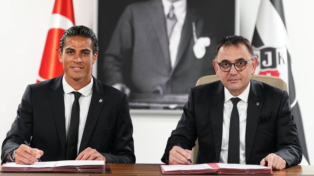 Beşiktaş kaleye takviye yaptı! Doğan Alemdar 4 yıllık imzayı attı