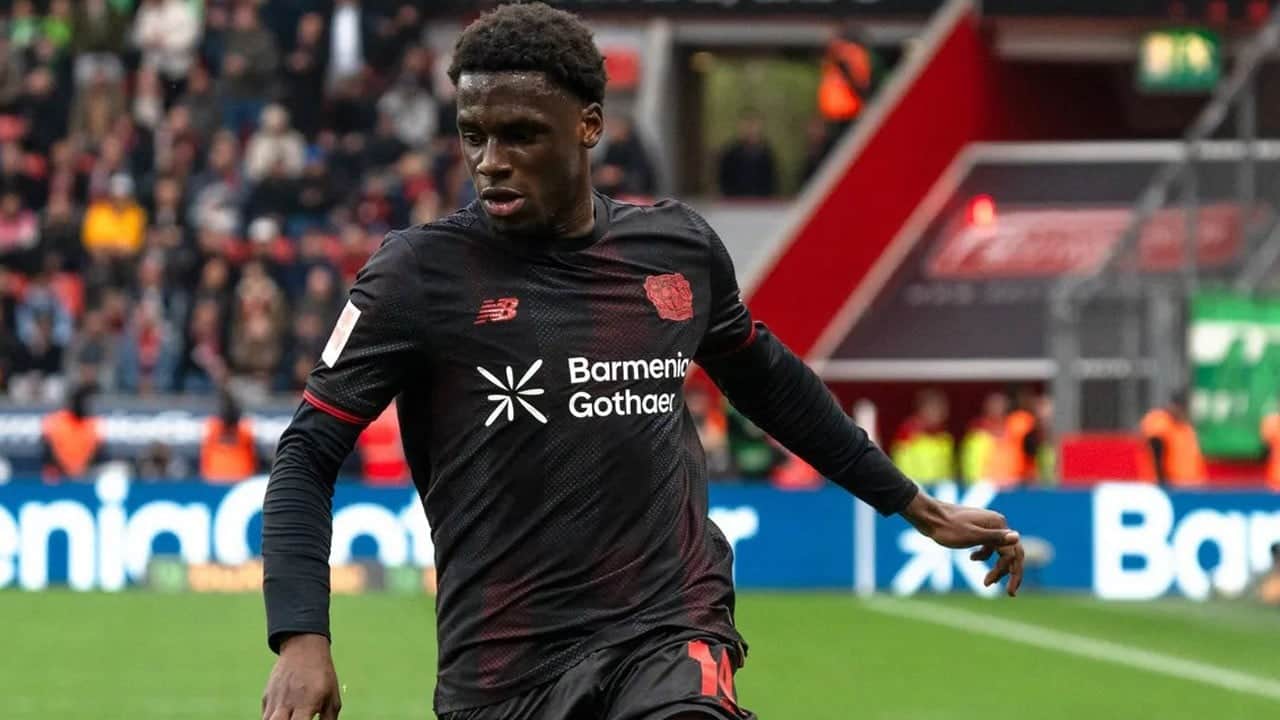 Beşiktaş yeni transferini İstanbul’a getiriyor! Ernest Poku için resmi açıklama geldi