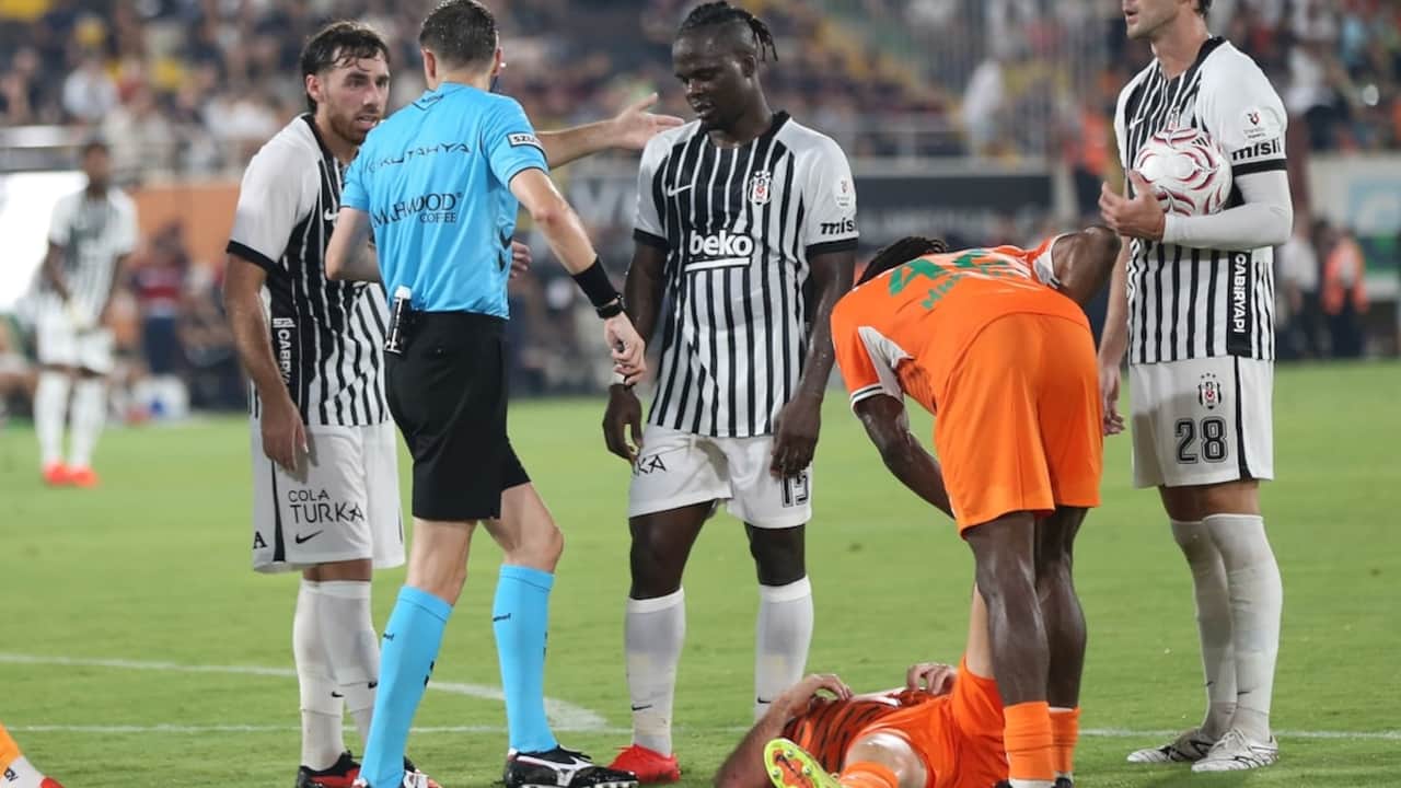 Beşiktaş, yenilginin faturasını hakemlere kesti!