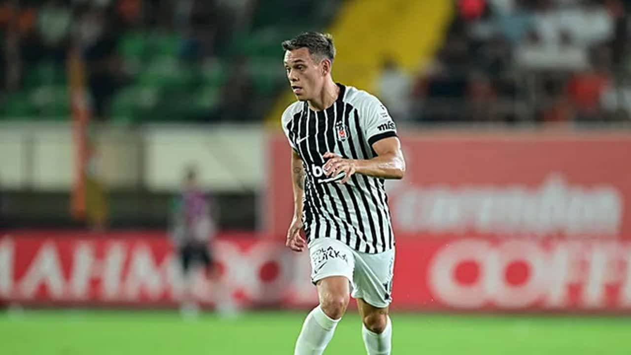 Beşiktaş’ın yıldızı kadrodan çıkarıldı